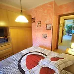 بيت للعطل Mella House Garden Relax ليتْسّينو