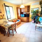 Mella House Garden Relax بيت للعطل ليتْسّينو