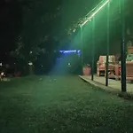 بيت للعطل Mella House Garden Relax ليتْسّينو