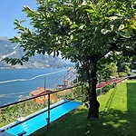 Mella House Garden Relax بيت للعطل