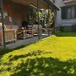بيت للعطل Mella House Garden Relax ليتْسّينو