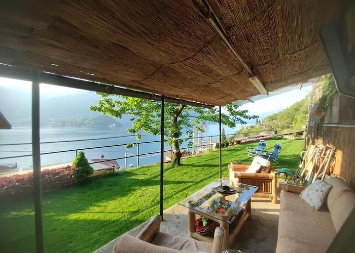 Mella House Garden Relax Semesterbostad Lezzeno