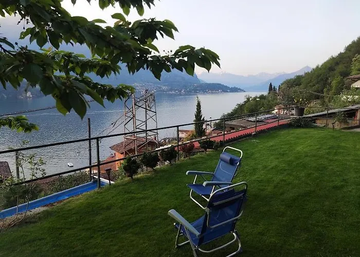 Semesterbostad Mella House Garden Relax Lezzeno