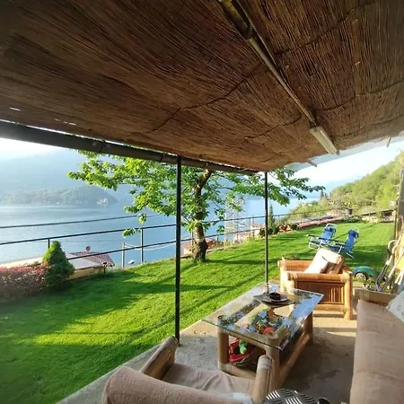 Mella House Garden Relax Vakantiehuis Lezzeno