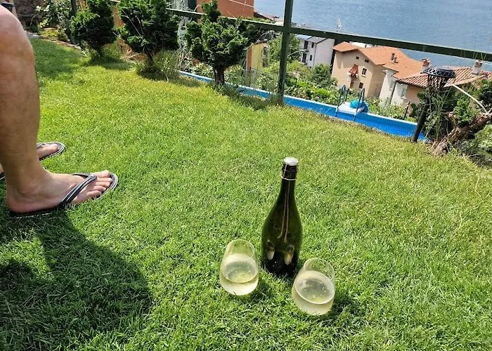 Mella House Garden Relax Nyaraló